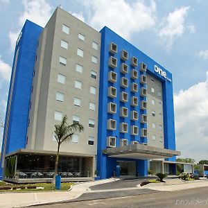 One Villahermosa 2000